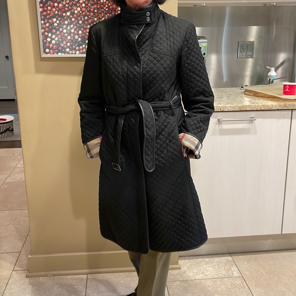 Burberry quilted leather trim coat. Size medium